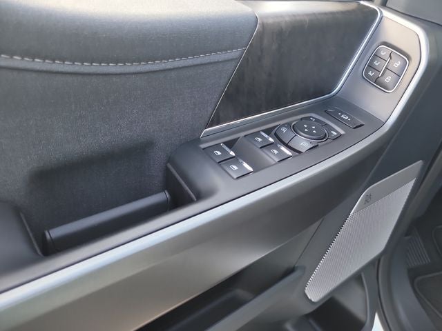 2026 Ford F-250SD Lariat 4WD CREW CAB