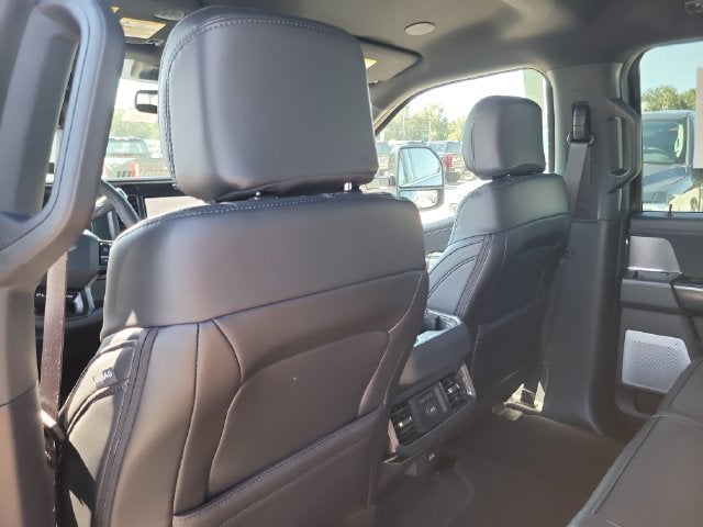2027 Ford F-250SD Platinum 4WD CREW CAB