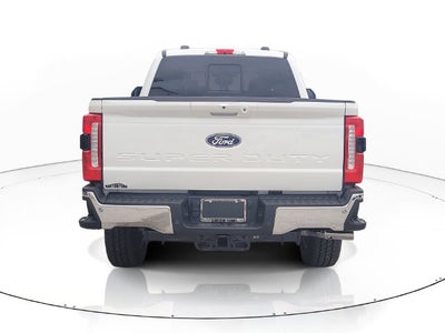 2027 Ford F-250SD Lariat 4WD CREW CAB