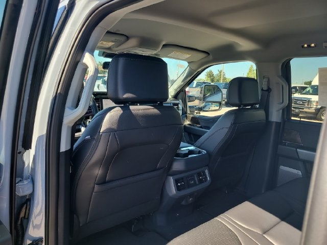 2027 Ford F-250SD Lariat 4WD CREW CAB