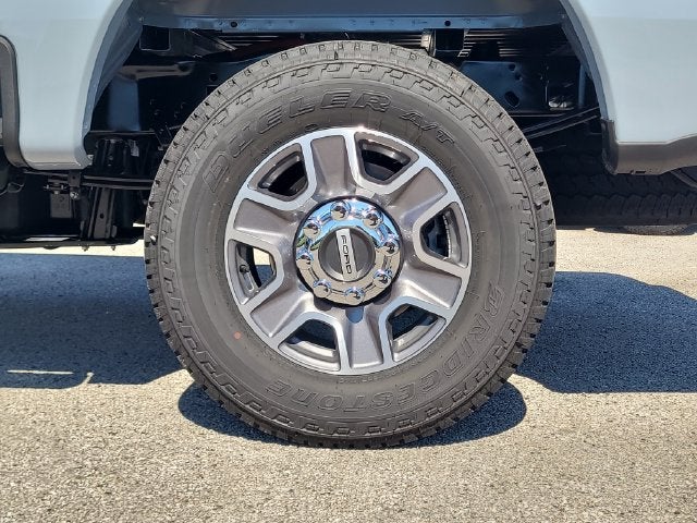 2027 Ford F-250SD Lariat 4WD CREW CAB