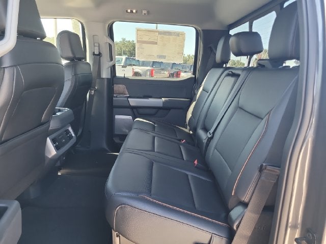 2027 Ford F-250SD Lariat 4WD CREW CAB