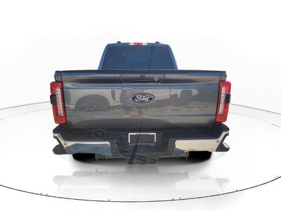 2027 Ford F-250SD Lariat 4WD CREW CAB