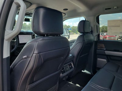 2026 Ford F-250SD Lariat 4WD CREW CAB