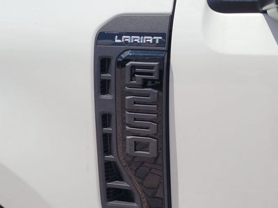 2026 Ford F-250SD Lariat 4WD CREW CAB