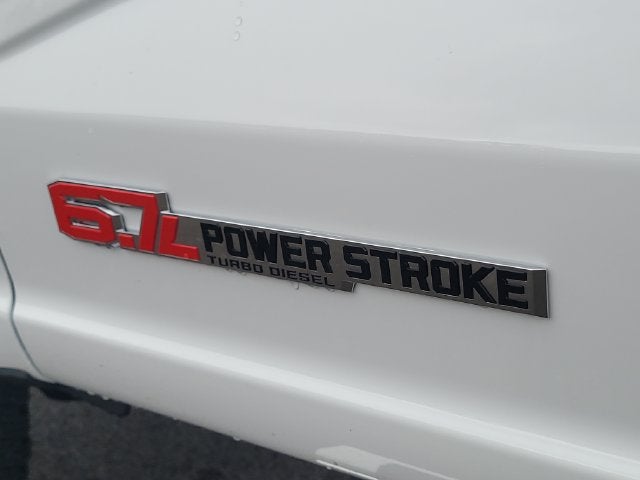 2027 Ford F-250SD Lariat 4WD CREW CAB