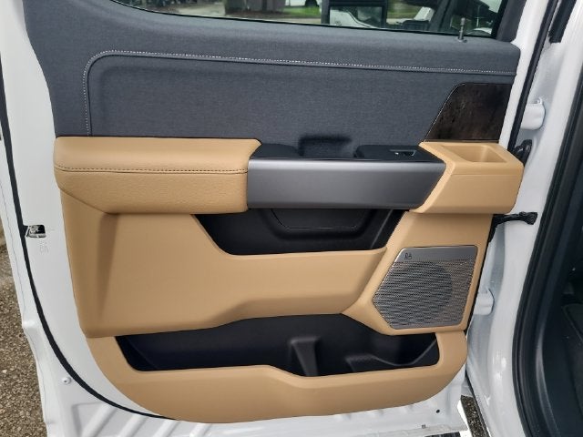 2027 Ford F-250SD Lariat 4WD CREW CAB