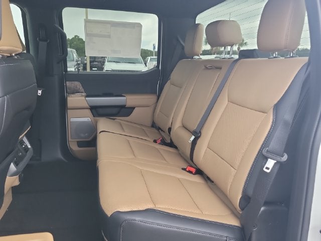 2027 Ford F-250SD Lariat 4WD CREW CAB