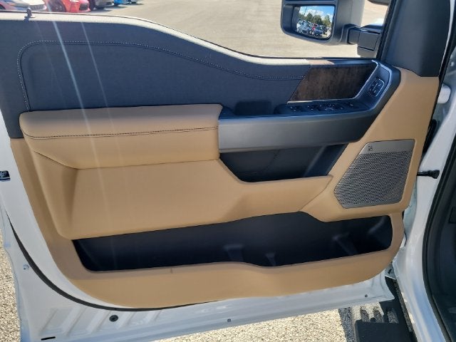 2027 Ford F-250SD Lariat 4WD CREW CAB