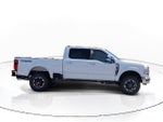 2027 Ford F-250SD Lariat 4WD CREW CAB