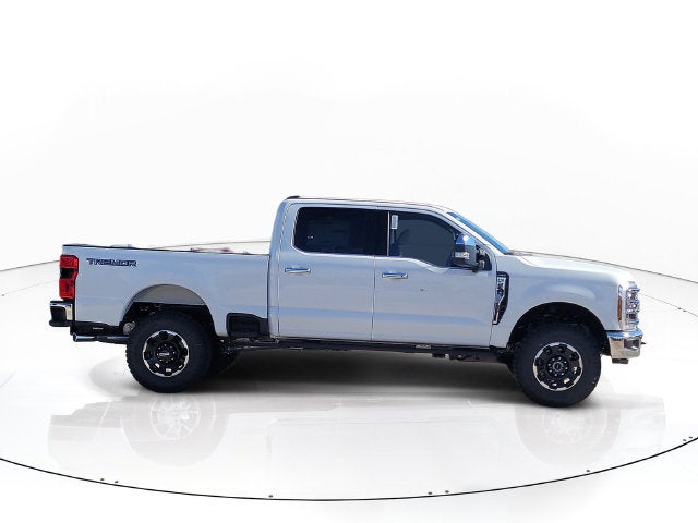 2027 Ford F-250SD Lariat 4WD CREW CAB