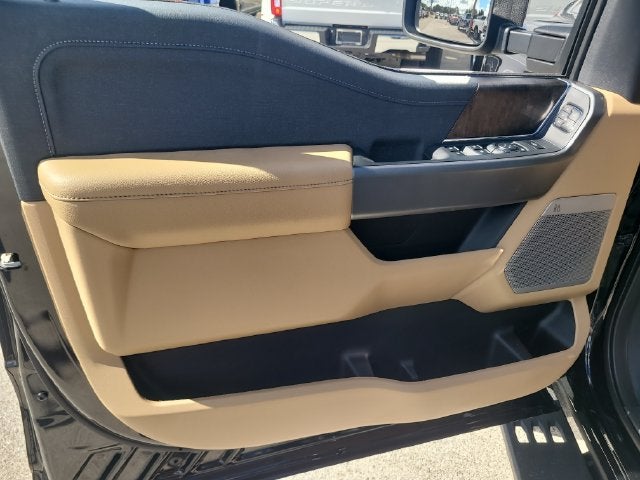 2027 Ford F-250SD Lariat 4WD CREW CAB