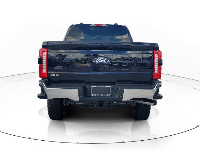 2027 Ford F-250SD Lariat 4WD CREW CAB