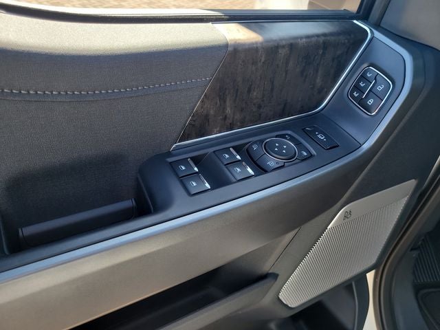 2026 Ford F-250SD Lariat 4WD CREW CAB