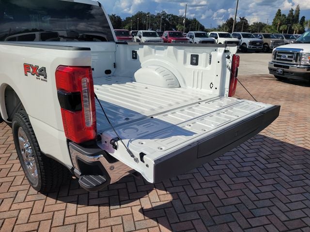 2026 Ford F-250SD Lariat 4WD CREW CAB
