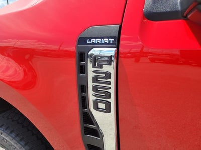 2026 Ford F-250SD Lariat 4WD CREW CAB