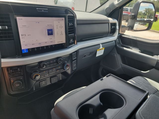 2026 Ford F-250SD XLT 4WD CREW CAB