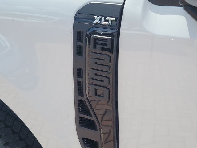 2026 Ford F-250SD XLT 4WD CREW CAB
