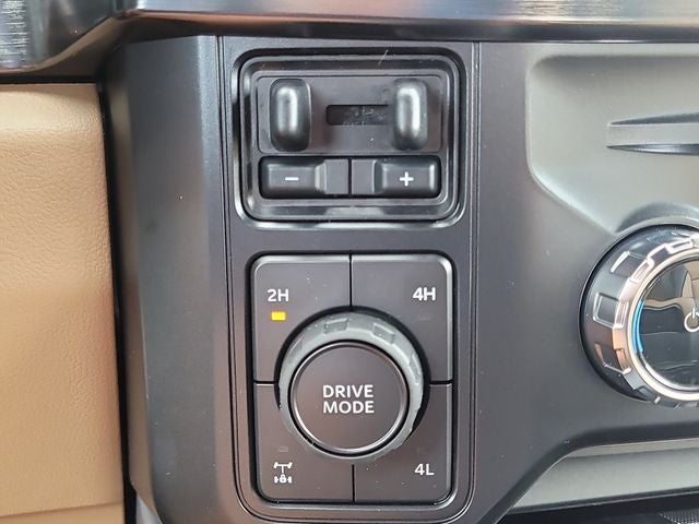 2026 Ford F-250SD Lariat 4WD CREW CAB