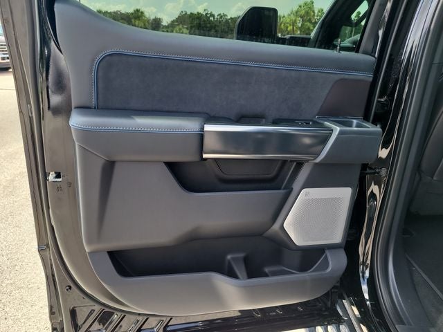 2026 Ford F-250SD Platinum 4WD CREW CAB