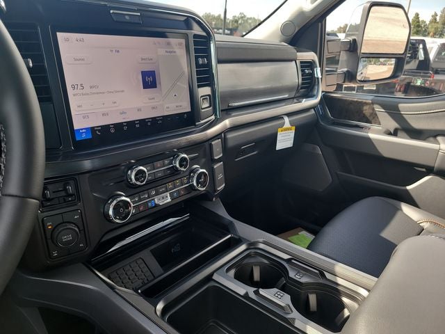 2026 Ford F-250SD Lariat 4WD CREW CAB