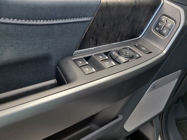 2026 Ford F-250SD Lariat 4WD CREW CAB