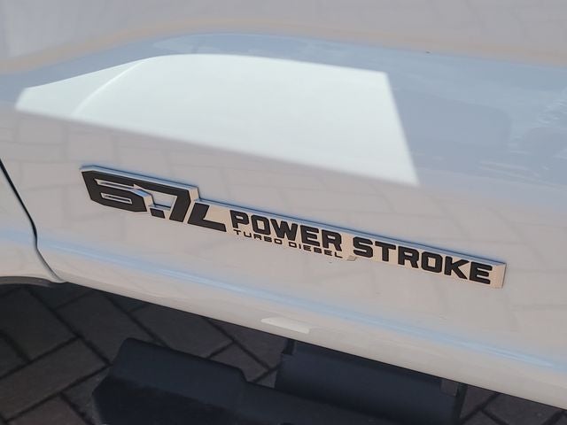 2026 Ford F-250SD Lariat 4WD CREW CAB
