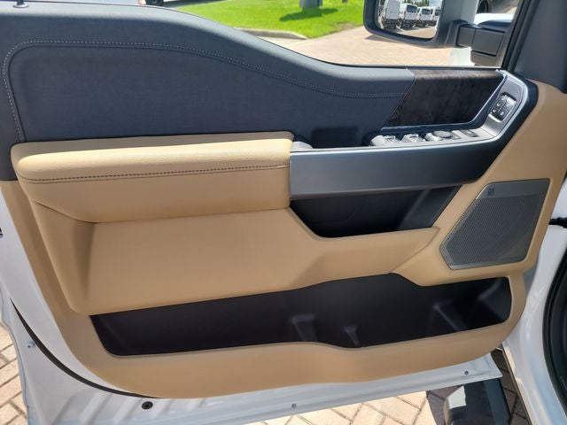 2026 Ford F-250SD Lariat 4WD CREW CAB