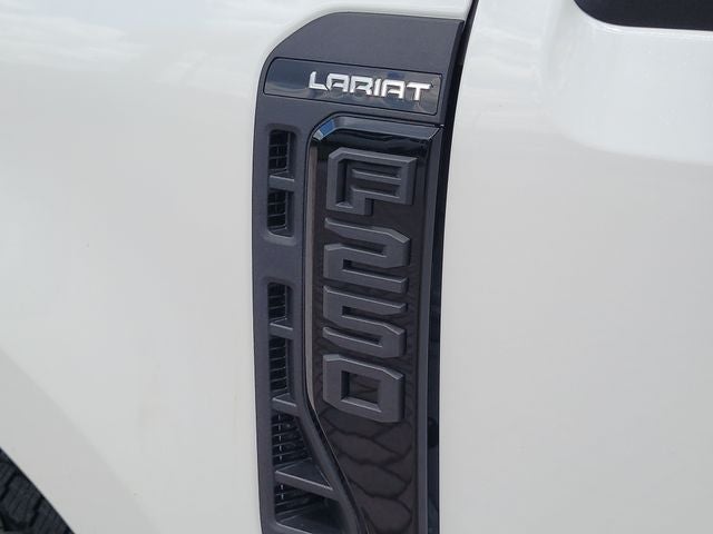 2026 Ford F-250SD Lariat 4WD CREW CAB