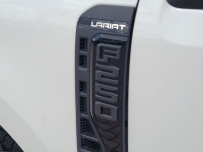 2026 Ford F-250SD Lariat 4WD CREW CAB