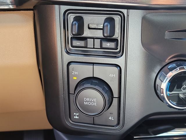 2026 Ford F-250SD Lariat 4WD CREW CAB