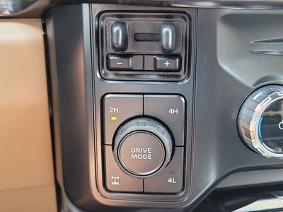 2026 Ford F-250SD Lariat 4WD CREW CAB