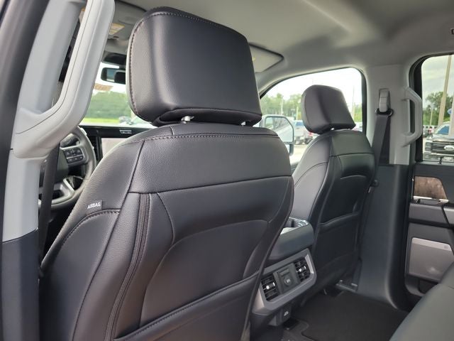 2026 Ford F-250SD Lariat 4WD CREW CAB