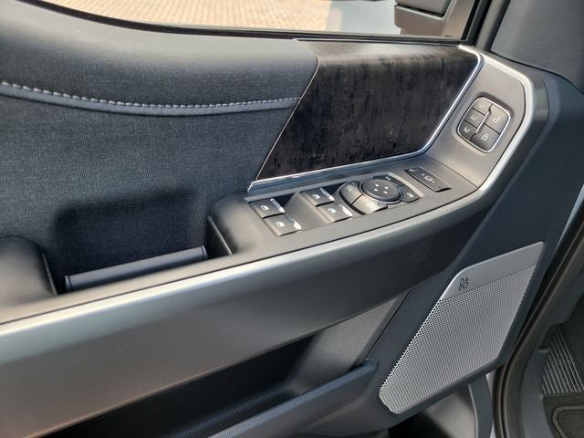 2026 Ford F-250SD Lariat 4WD CREW CAB