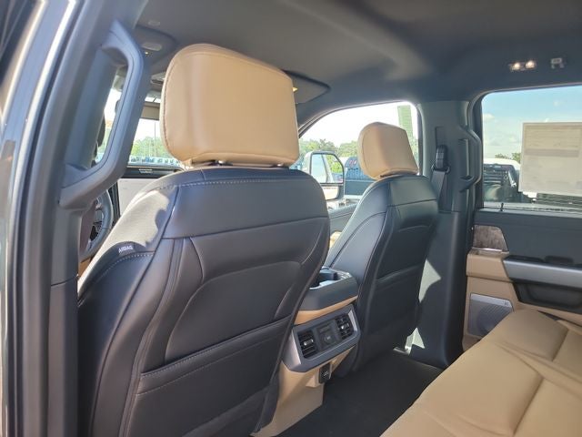 2026 Ford F-250SD Lariat 4WD CREW CAB