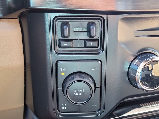 2026 Ford F-250SD Lariat 4WD CREW CAB