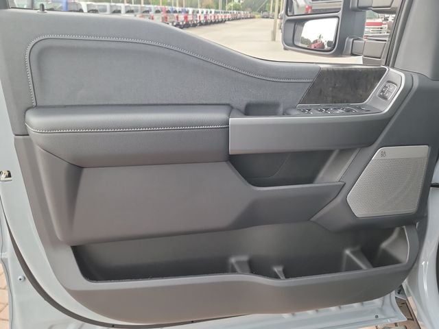 2026 Ford F-250SD Lariat 4WD CREW CAB