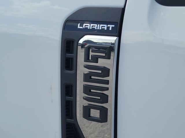 2026 Ford F-250SD Lariat 4WD CREW CAB