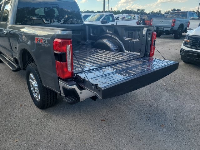 2026 Ford F-250SD Lariat 4WD CREW CAB