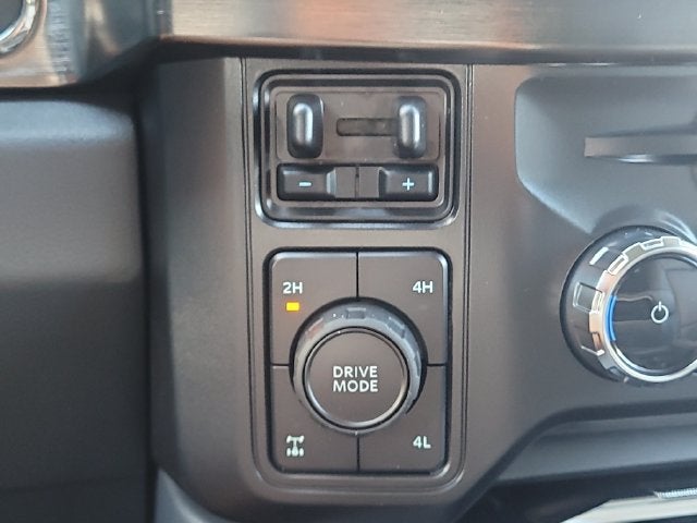 2026 Ford F-250SD Lariat 4WD CREW CAB