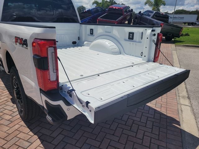 2026 Ford F-350SD Platinum 4WD CREW CAB