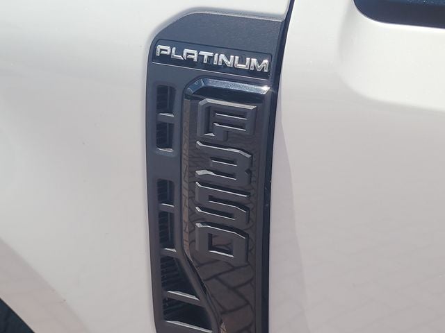 2026 Ford F-350SD Platinum 4WD CREW CAB