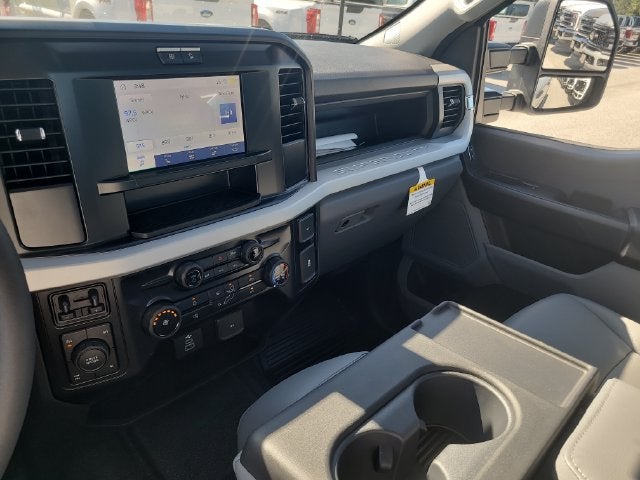 2027 Ford F-350SD XL 4WD CREW CAB
