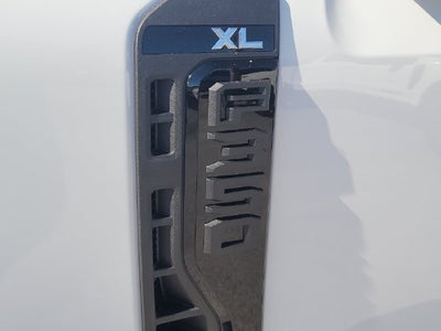 2027 Ford F-350SD XL 4WD CREW CAB