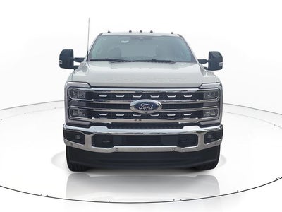 2025 Ford F-350SD Lariat 4WD CREW CAB