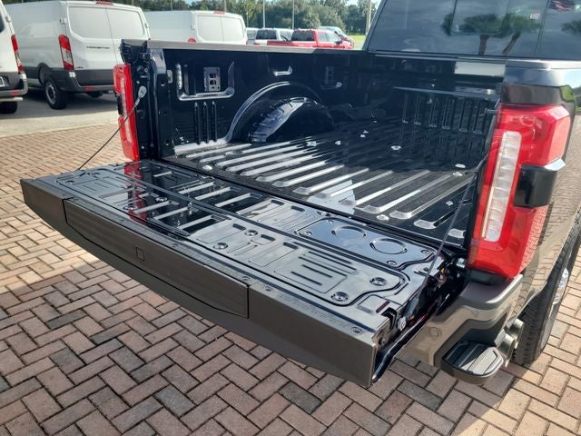 2027 Ford F-350SD King Ranch 4WD CREW CAB