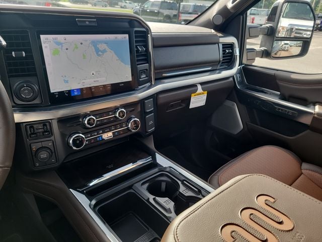 2027 Ford F-350SD King Ranch 4WD CREW CAB