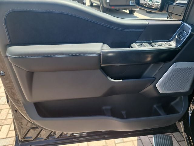 2026 Ford F-350SD Platinum 4WD CREW CAB