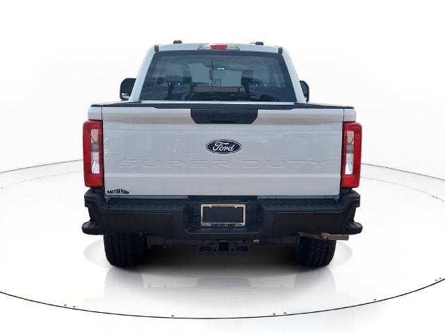2027 Ford F-350SD XL