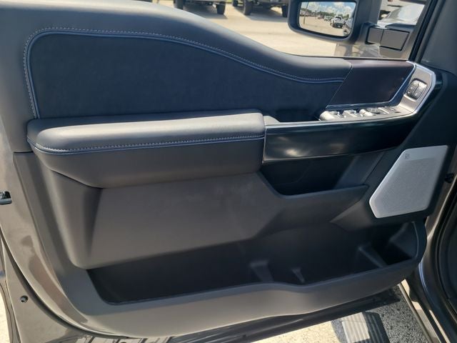 2026 Ford F-350SD Platinum 4WD CREW CAB